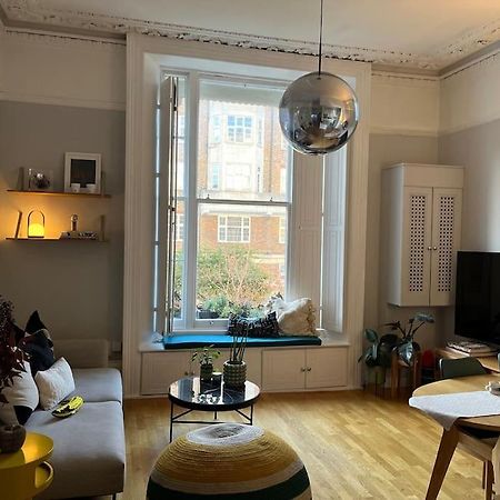 Gorgeous 2 Bedroom Flat In Charming Swiss Cottage Londres Extérieur photo